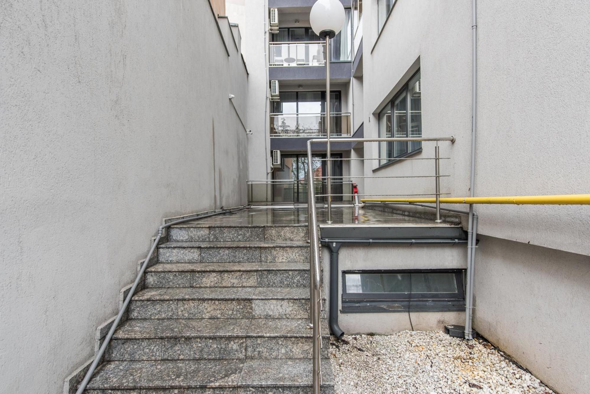 Bucharest Central Apartments - Shabbat Friendly Esterno foto